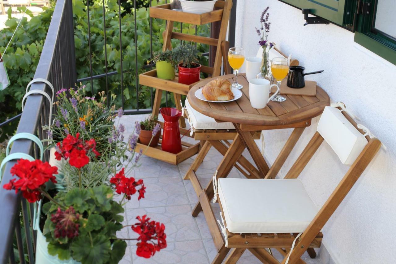 Apartmani Tri Bunje Tribalj Exterior foto